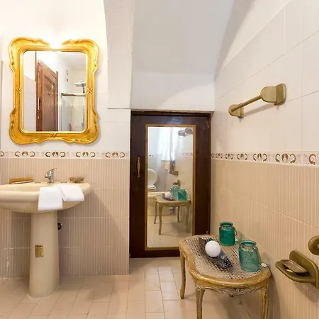 Casal Paterno' Country house